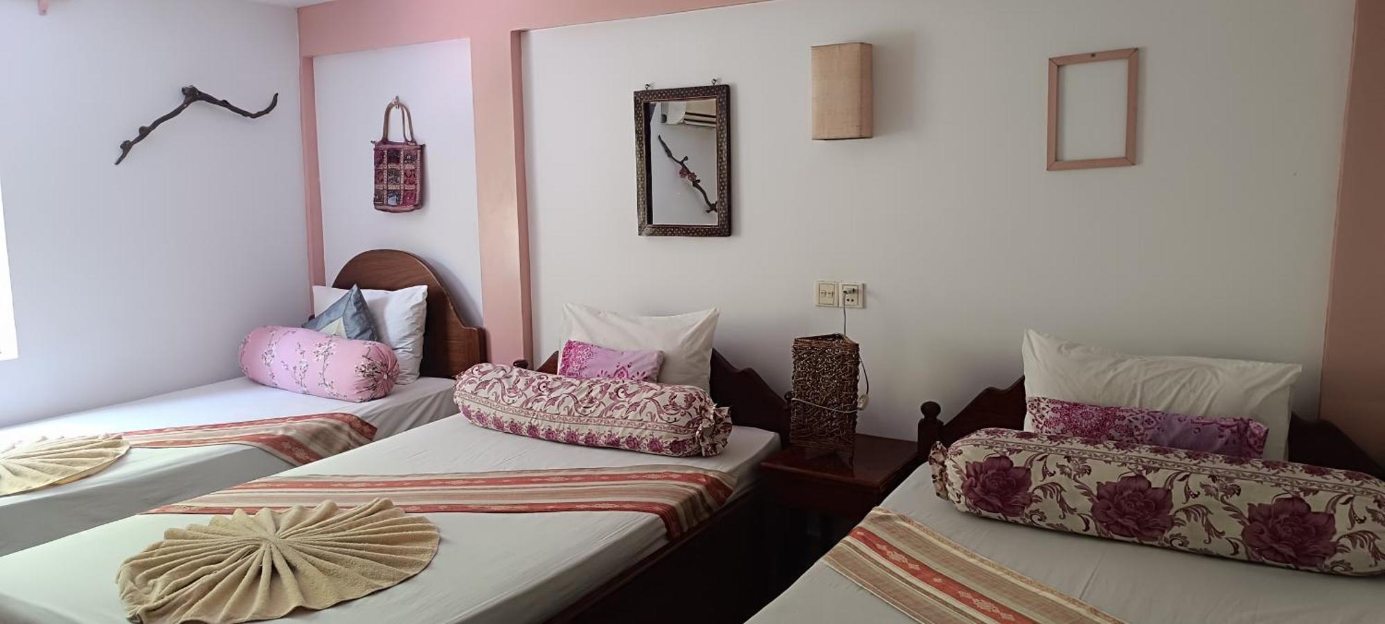 Hotel De La Plage แกบ ภายนอก รูปภาพ